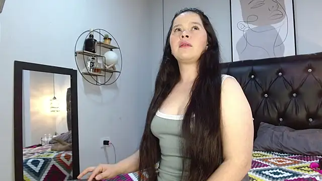 Sara Pasquel online show from 5, 10, 2025