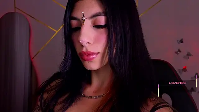 Hollyxx  online show from 28, 11, 2025