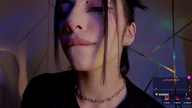 Hollyxx  online show from 6, 2, 2026