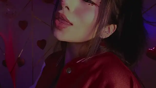 Hollyxx  online show from 15, 2, 2026