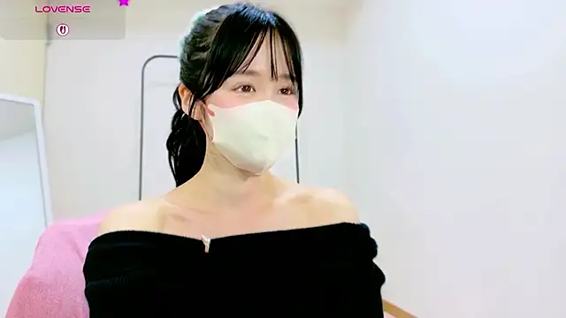 Anne Anne chan online show from 24, 11, 2025