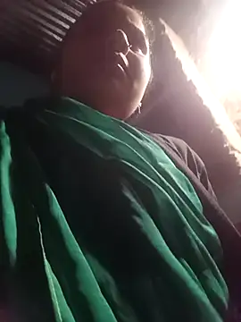 Snapshot of Sheema_tyagi chatting on 23, 11, 2025 Sheema tyagi online show from 23, 11, 2025