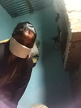 Snapshot of Sheema_tyagi chatting on 24, 11, 2025 Sheema tyagi online show from 24, 11, 2025