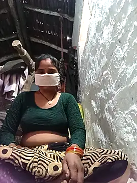 Snapshot of Sheema_tyagi chatting on 28, 10, 2025 Sheema tyagi online show from 28, 10, 2025