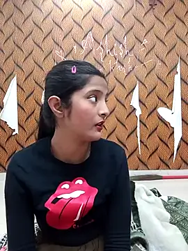 romantic couple1 online show from 25, 2, 2026