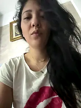 Snapshot of PrincessYYara chatting on 17, 10, 2025 PrincessYYara online show from 17, 10, 2025