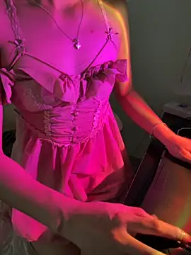 tran my online show from 27, 10, 2025