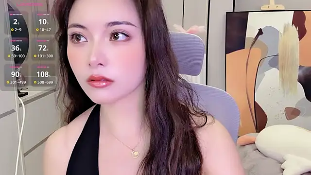 Snapshot of L-xI668 chatting on 24, 10, 2025 L-xI668 online show from 24, 10, 2025