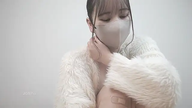 CocoaMilk18 online show from 13, 4, 2026