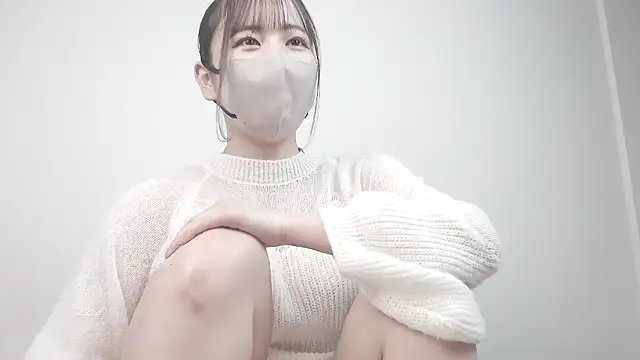 CocoaMilk18 online show from 5, 4, 2026