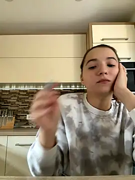 MissMay online show from 20, 9, 2025