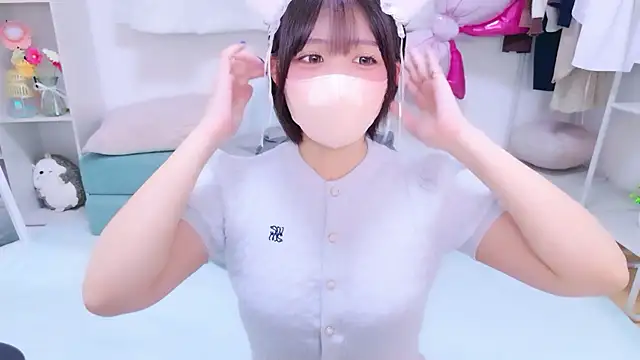 Hinata Sun online show from 6, 6, 2026