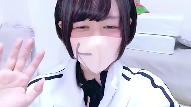 Hinata Sun online show from 7, 5, 2026