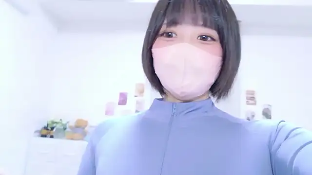 Hinata Sun online show from 18, 3, 2026