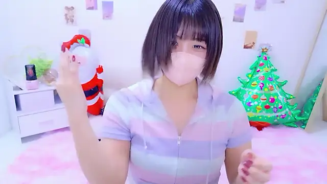 Hinata Sun online show from 18, 12, 2025