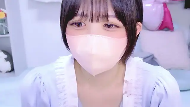 Hinata Sun online show from 9, 5, 2026
