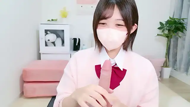 Hinata Sun online show from 20, 9, 2025