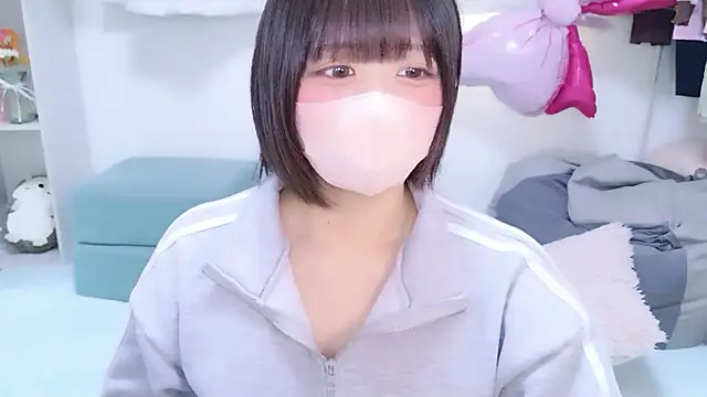 Hinata Sun online show from 16, 4, 2026