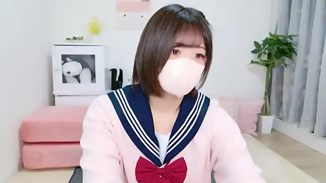 Hinata Sun online show from 19, 9, 2025