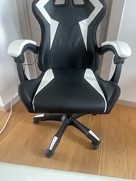 bananasex204 online show from 29, 3, 2026