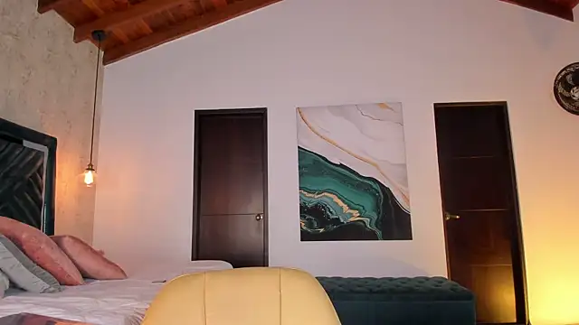 Sofi Moreno online show from 10, 10, 2025