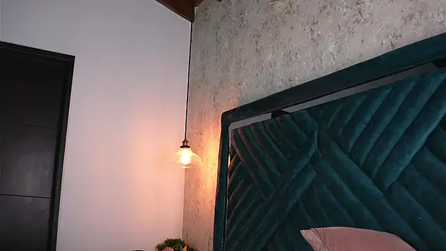 Snapshot of Sofi_Moreno chatting on 19, 7, 2026 Sofi Moreno online show from 19, 7, 2026