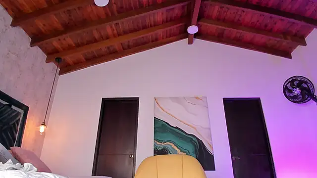 Sofi Moreno online show from 1, 10, 2025