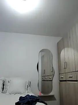 mia mancinii online show from 29, 3, 2026