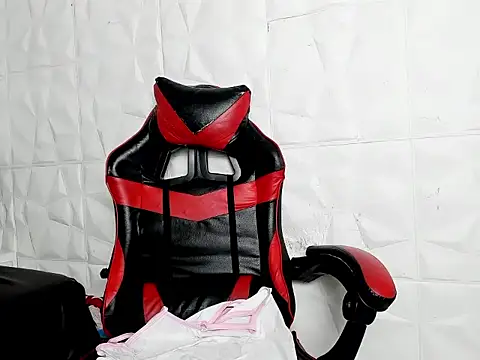 Alisha Evans Rs online show from 2, 4, 2026