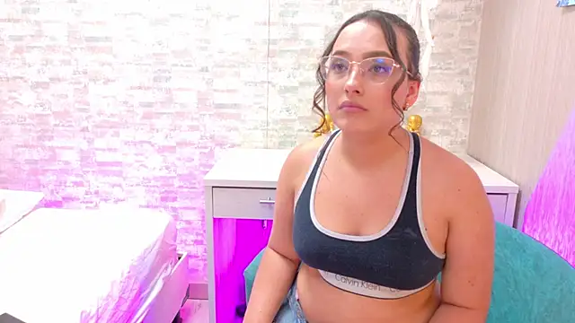 stefannyrivas online show from 30, 9, 2025