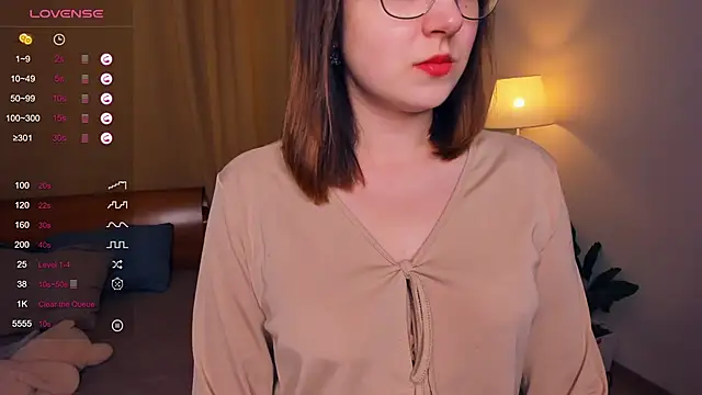 BrunaPytko online show from 4, 10, 2025