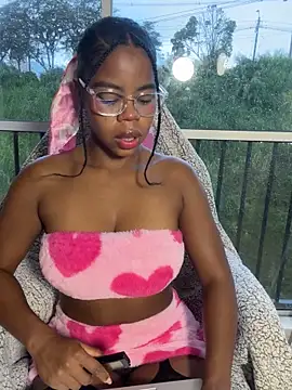 Sweet-Jade online show from 15, 10, 2025