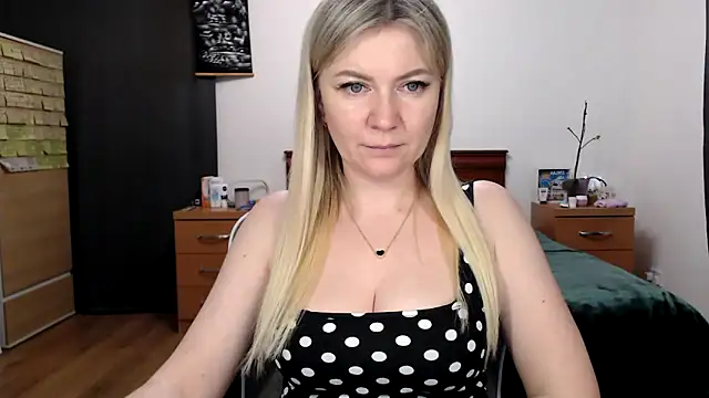 ParadiseAlina online show from 27, 3, 2026