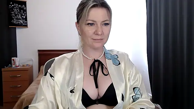 Snapshot of ParadiseAlina chatting on 20, 6, 2026 ParadiseAlina online show from 20, 6, 2026