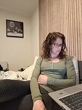 Snapshot of JezebelDutch chatting on 18, 5, 2026 JezebelDutch online show from 18, 5, 2026