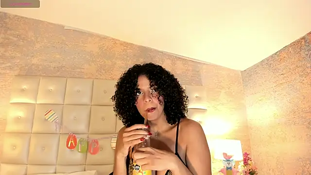 SheyLopez online show from 22, 4, 2026