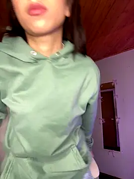 Emma pink10 online show from 1, 10, 2025