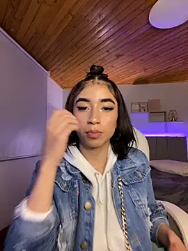Emma pink10 online show from 21, 9, 2025