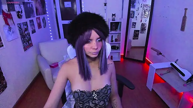 sakuraa of online show from 30, 9, 2025