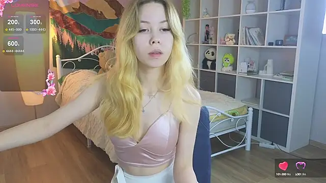 Snapshot of Wendy_Cutie chatting on 19, 9, 2025 Wendy Cutie online show from 19, 9, 2025