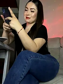 Amelia laurent online show from 22, 10, 2025