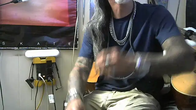 Snapshot of crassanova chatting on 29, 4, 2026 crassanova online show from 29, 4, 2026