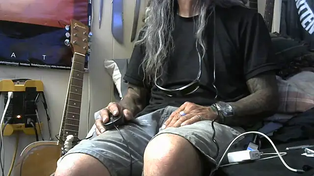 crassanova online show from 17, 6, 2026