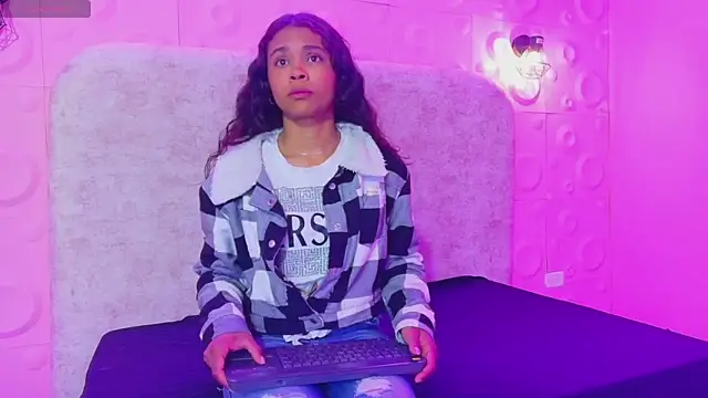 Kristall 06 online show from 9, 10, 2025