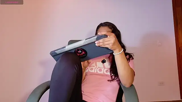 Kristall 06 online show from 27, 11, 2025