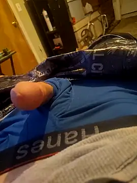 Snapshot of Wolfyking95 chatting on 30, 9, 2025 Wolfyking95 online show from 30, 9, 2025