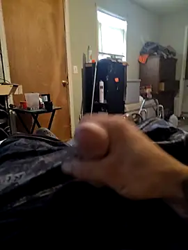 Snapshot of Wolfyking95 chatting on 26, 10, 2025 Wolfyking95 online show from 26, 10, 2025