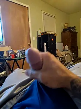 Snapshot of Wolfyking95 chatting on 16, 9, 2025 Wolfyking95 online show from 16, 9, 2025