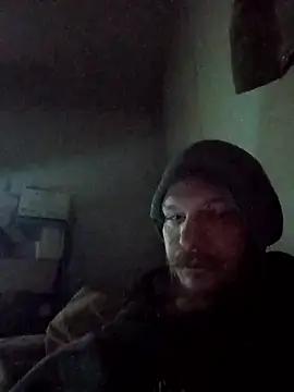 Poundtown1226 online show from 10, 2, 2026