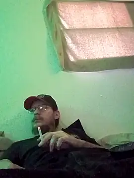 Poundtown1226 online show from 24, 2, 2026